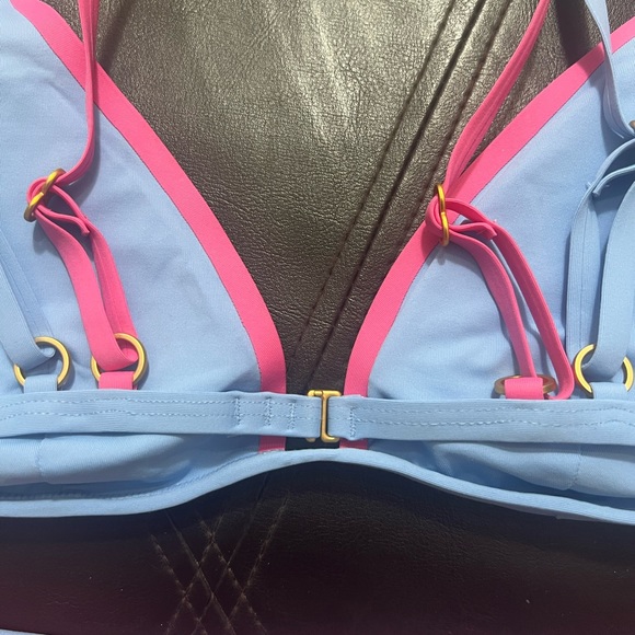 L*Space Seam-Free Finneas Bikini Top Blue/Pink -XS- NWT New with Tags! - Picture 9 of 16